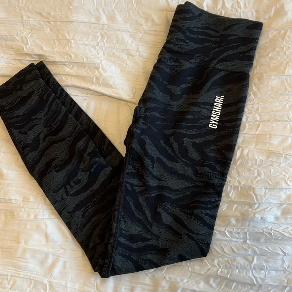 Gymshark Adapt Animal Seamless leggings. Size Sm